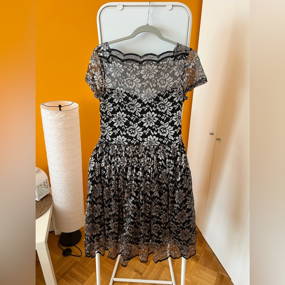Reserved lace black and gold evening dress